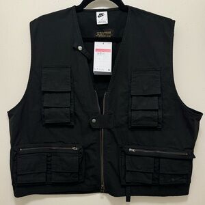 Mens Nike Life Black Utility/Fishing or Street wear vest Size Large